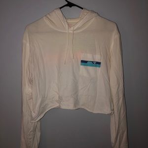 vineyard vines cropped hoodies